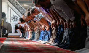 9. CEMAATLE NAMAZ